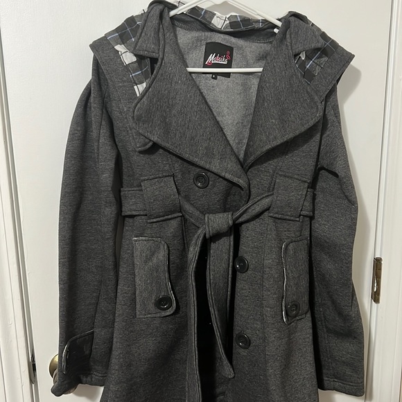 Gray Jacket - Picture 1 of 6